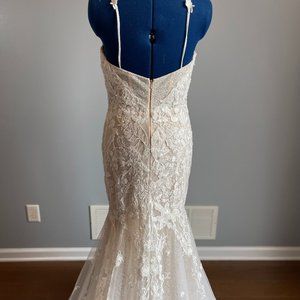 L'Amour Calla Blanche wedding dress